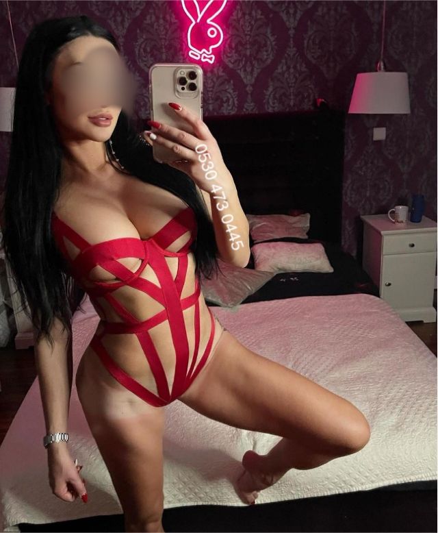 Esenyurt Escort Dila Resim-Video Paylaşıyor